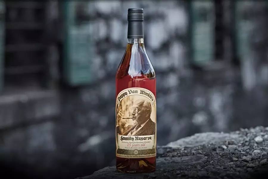 Old Rip Van Winkle Pappy Van Winkle Family Reserve 15 Year Old（温克尔家族珍藏 15 年波本威士忌）简介